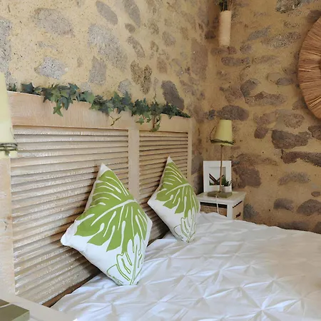 Domaine De La Menie 3*